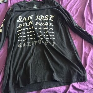 Will be washed and cleaned before shipping. Unisex